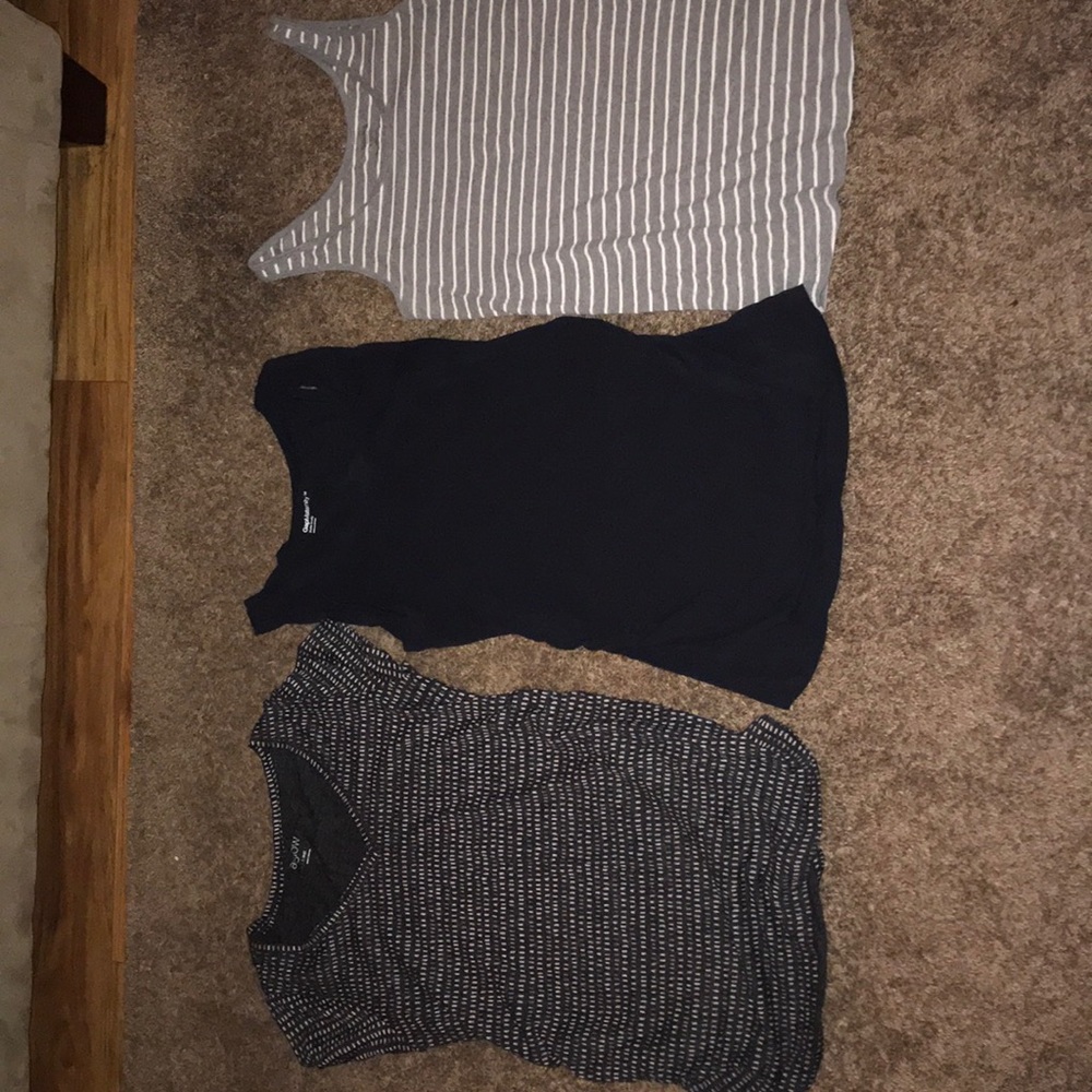 bundle of three maternity tops, 2 size L, 1 size M